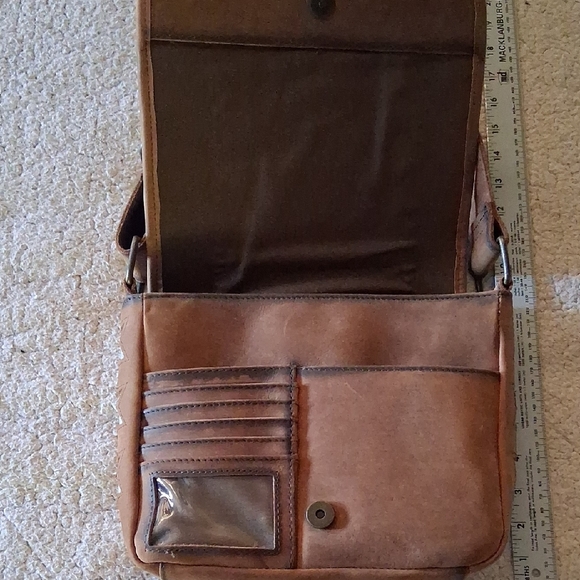 STS Ranchwear Tan and Cream Crossbody Bag - Picture 6 of 12